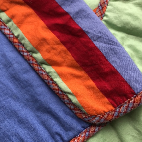 2 Amercan Girl reversible quilts - Picture 3 of 3